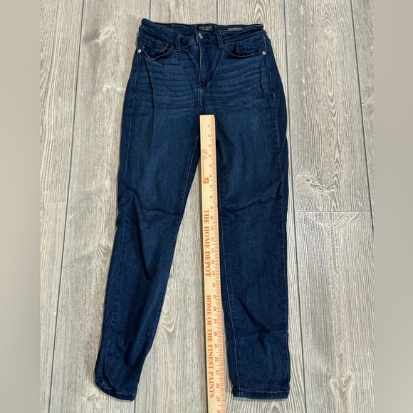 Judy Blue Dark Wash Skinny Jeans Size 5/27, Super Soft & Stretchy Denim - Picture 6 of 11